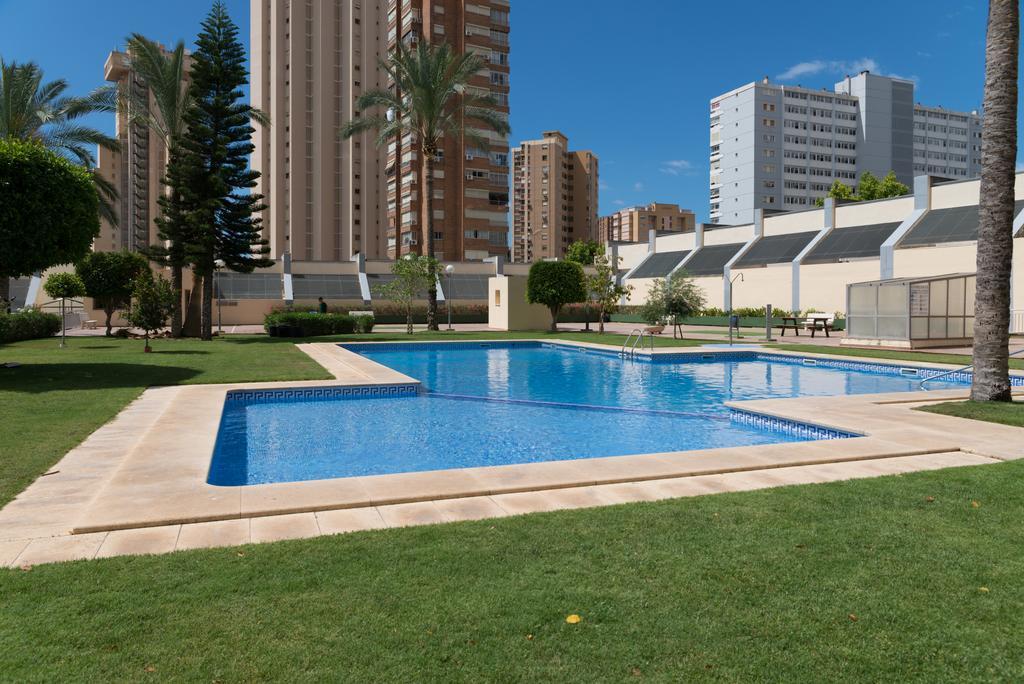 Gemelos 20 Benidorm Luaran gambar