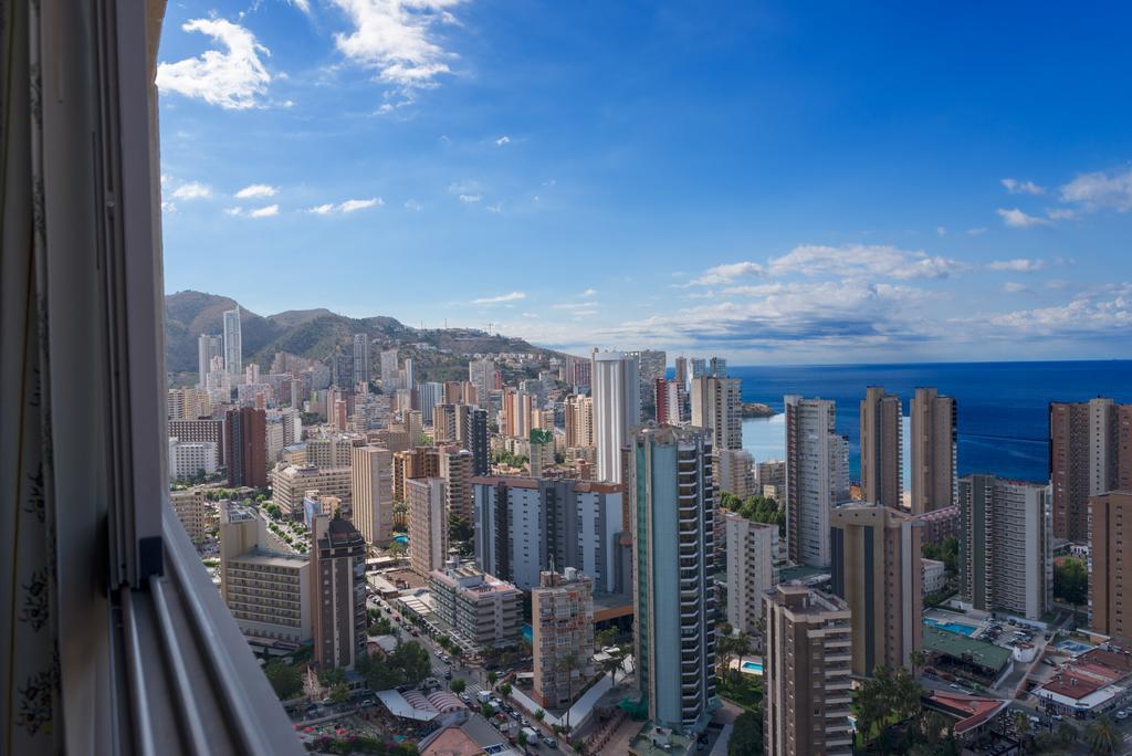 Gemelos 20 Benidorm Luaran gambar